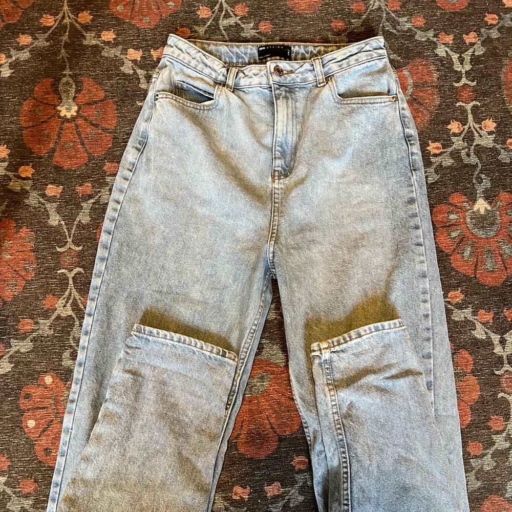 ASOS High Rise Mom Jeans Size 28 Tall